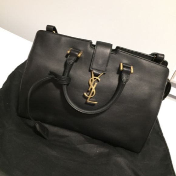 Yves Saint Laurent Handbags - Casas YSL small in smooth leather